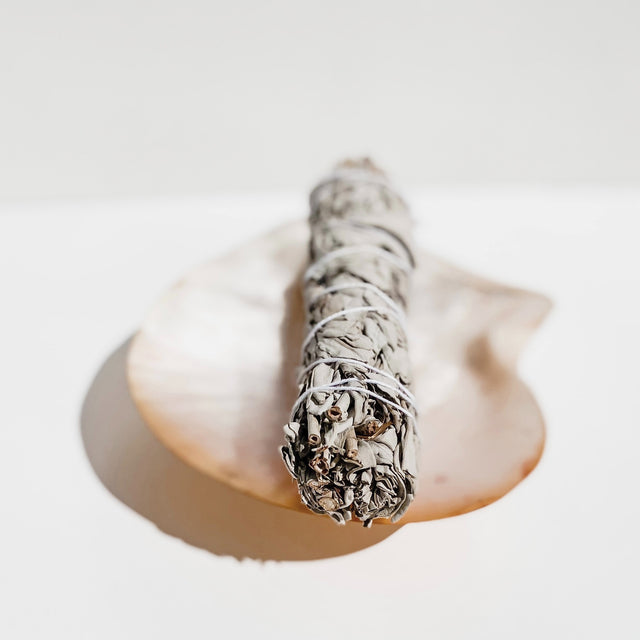 3 Ways to Use Sage Smudge Sticks